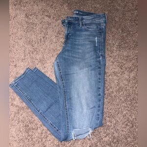 Old Navy Rockstar Super Skinny Jeans